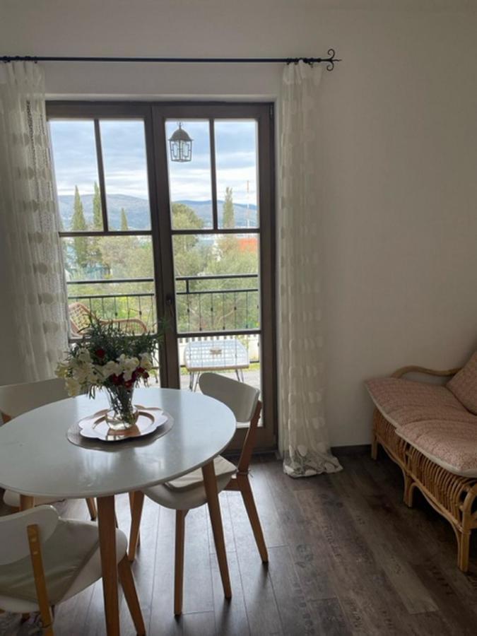 Apartments Villa Kameja Donji Okrug  Buitenkant foto