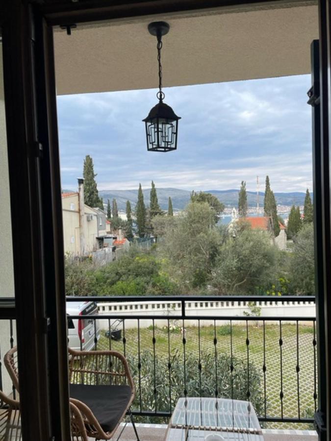 Apartments Villa Kameja Donji Okrug  Buitenkant foto